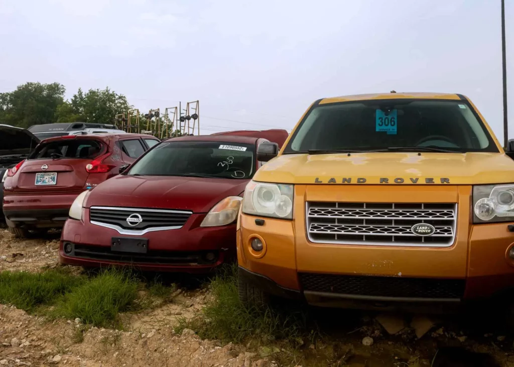 Salvage Yard junk cars Land Rover Nissan